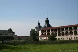 Косая и Белозерская башни Кирилло-Белозерского монастыря