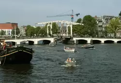 Достопримечательности Амстердама: Тощий мост и река Амстел