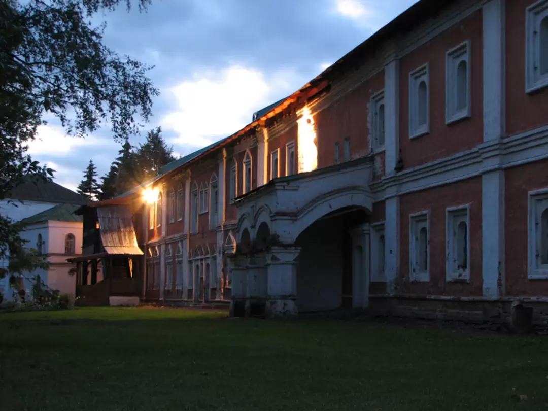 Ярославль, Спасо-Преображенский монастырь Ярославль, Спасо-Преображенский монастырь