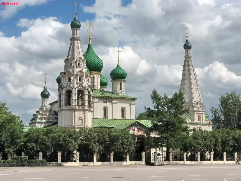 Церковь Ильи Пророка в Ярославле Церковь Ильи Пророка в Ярославле