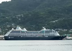 Круизный корабль «Azamara Quest» — стоянка в порту Виктория, Сейшелы