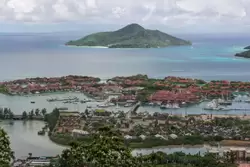Вид на остров Серф со смотровой площадки Ла Мизер