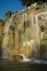 Водопад на Замковой горе в Ницце